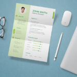 Free CV/Resume Template & Mockup (PSD)